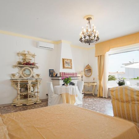 Suite In Villa Ad Ischia Eksteriør bilde